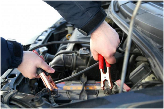 Cách câu bình ắc quy khi xe bị hết điện