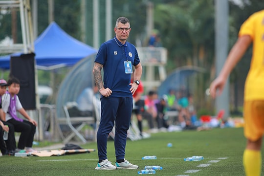 Công thần một thời của CLB Hà Nội làm phó tướng ở U17 Việt Nam; Leverkusen chạm tay vào chức vô địch Bundesliga