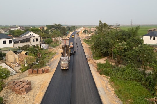 Đường Nguyễn Sỹ Sách kéo dài mở rộng lên đến 70m, từ thành phố Vinh đến ven sông Lam chỉ còn 8 phút lái xe