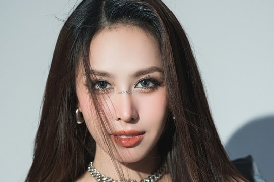 Á hậu Ngọc Hằng bất ngờ đổi nghệ danh, lấn sân làm ca sĩ