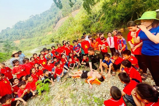 Bộ đội Biên phòng Nghệ An với nhiều giải pháp phòng chống đuối nước cho học sinh