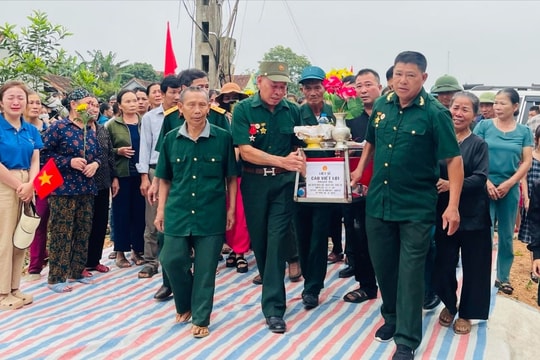 Đón nhận, truy điệu và an táng hài cốt liệt sỹ về đất mẹ Nghĩa Đàn