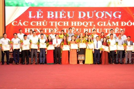Liên minh Hợp tác xã tỉnh Nghệ An suy tôn 27 giám đốc hợp tác xã trẻ tiêu biểu