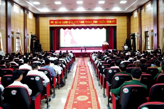 Quế Phong tổ chức sinh hoạt chính trị kỷ niệm 58 năm ngày Bác Hồ gửi thư khen