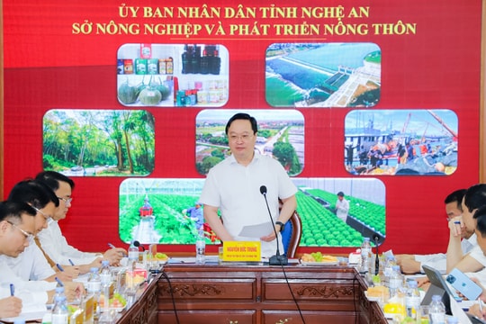 Chủ tịch UBND tỉnh Nghệ An Nguyễn Đức Trung làm việc với Sở Nông nghiệp và Phát triển nông thôn