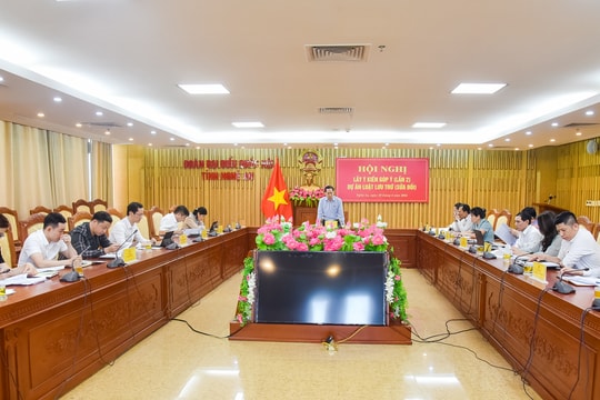 Đoàn đại biểu Quốc hội tỉnh Nghệ An lấy ý kiến góp ý lần 2 đối với Dự thảo Luật Lưu trữ (sửa đổi)