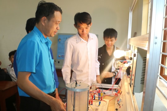 Trường nghề loay hoay trước 'bài toán' giáo viên hợp đồng