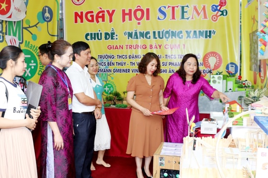 Gần 500 học sinh thành phố Vinh tham gia Ngày hội STEM