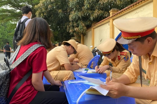 60 học sinh thành phố Vinh vi phạm Luật Giao thông bị xử lý