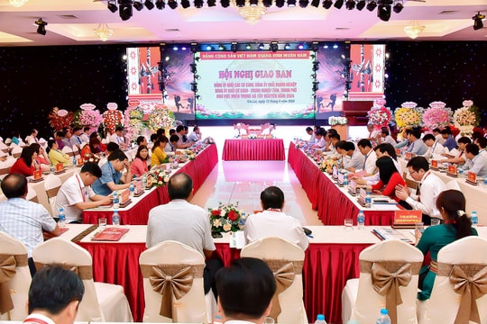 Đảng uỷ Khối Doanh nghiệp tỉnh Nghệ An tham gia Hội nghị giao ban khu vực miền Trung - Tây Nguyên năm 2024