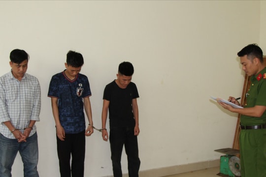 Bắt ổ nhóm trộm, tiêu thụ hơn 2 tấn chó ở Nghệ An