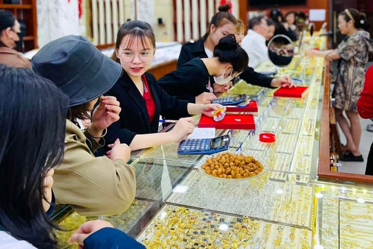 Thị trường vàng Nghệ An chững lại sau chỉ đạo của Thủ tướng 