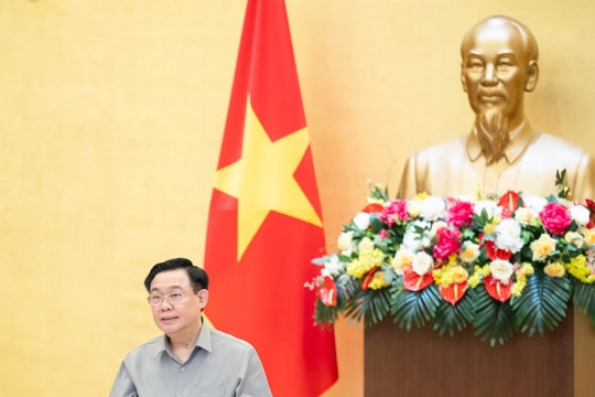 Điểm tin ngày 15/4