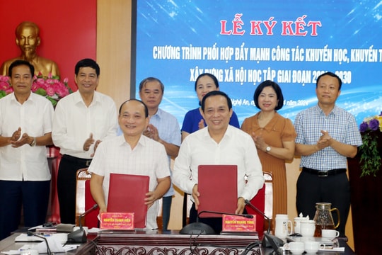 Hội Khuyến học và Hội nông dân tỉnh ký kết chương trình phối hợp