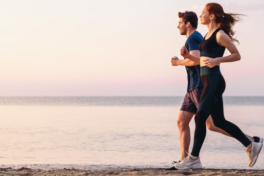 Chạy bộ lâu có gây hỏng khớp gối không?