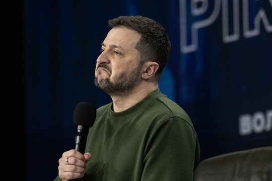 Zelensky tuyên bố chính trị gia Mỹ 'không quan tâm' đến Ukraine