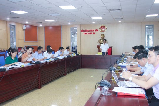 Ban Kinh tế - Ngân sách thẩm tra dự thảo một số nghị quyết trình HĐND tỉnh