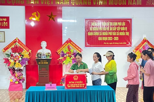 Nghĩa Đàn lấy ý kiến cử tri về đề án sáp nhập đơn vị hành chính cấp xã