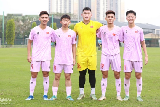 5 cầu thủ U17 Sông Lam Nghệ An nỗ lực tập luyện hướng đến giải U17 Đông Nam Á