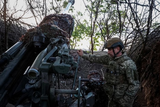 Cựu cố vấn NATO cảnh báo gói viện trợ quân sự Mỹ có thể không đến Ukraine