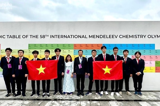 Hai nam sinh Trường THPT chuyên Phan Bội Châu giành huy chương tại Kỳ thi Olympiad Hóa học quốc tế Mendeleev