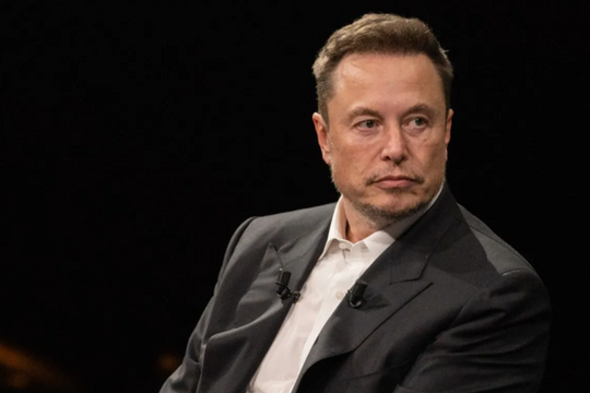 Tỷ phú Elon Musk đặt câu hỏi chiến thắng của Ukraine có ý nghĩa gì với Mỹ