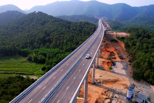  Cao tốc Diễn Châu - Bãi Vọt thông xe thuận lợi đúng dự kiến 