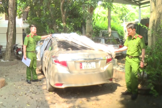 Video: Bắt hai anh em ruột thông đồng trộm lại chiếc ô tô của mình sau khi đã bán