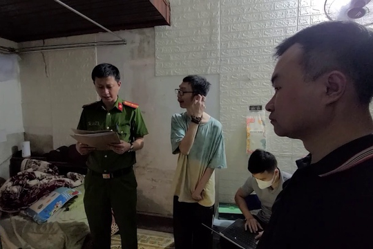  Video: Bắt đối tượng khuyết tật cầm đầu đường dây tội phạm truyền bá văn hóa phẩm đồi trụy