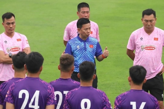 Tân huấn luyện viên tuyển Việt Nam nhận lương bao nhiêu?; MU chuyển nhượng 'sao' Leverkusen vừa vô địch Bundesliga