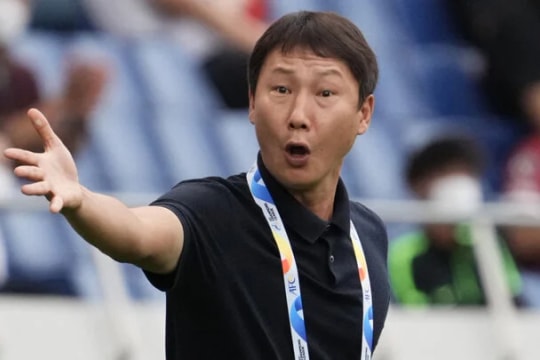 Hôm nay (3/5), VFF chính thức công bố tân huấn luyện viên đội tuyển Việt Nam; Vòng 16 V.League 1: Kịch tính cuộc đua nhóm đầu