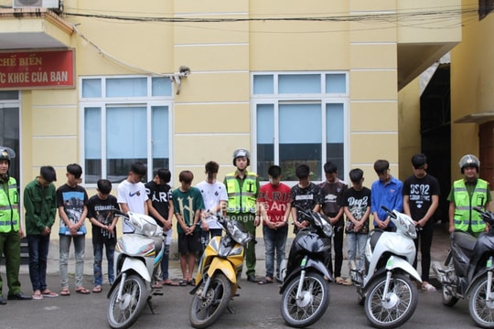 Điều tra, xử lý nhóm thanh, thiếu niên gây rối trật tự công cộng tại thành phố Vinh