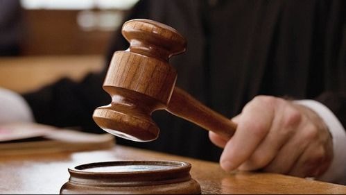 Khung hình phạt đối với tội lợi dụng chức vụ, quyền hạn gây ảnh hưởng đối với người khác để trục lợi