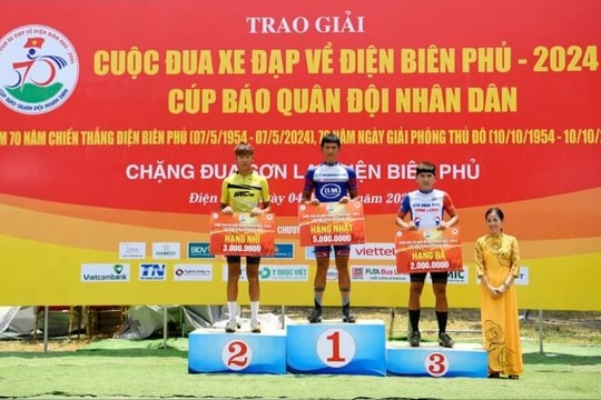 Hoàn thành chặng đua thứ 4 cuộc đua xe đạp ‘Về Điện Biên Phủ 2024’