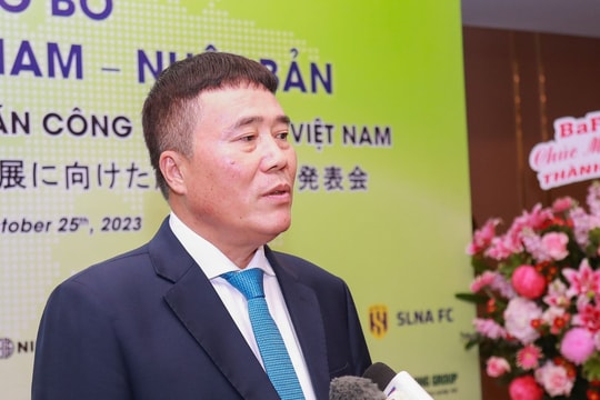 Chủ tịch Câu lạc bộ Sông Lam Nghệ An đồng ý giải quyết một số khó khăn ở các đội trẻ