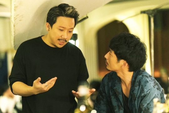 Hai đạo diễn nghìn tỷ: Người từng bị đuổi học, người bán hàng rong từ năm 8 tuổi