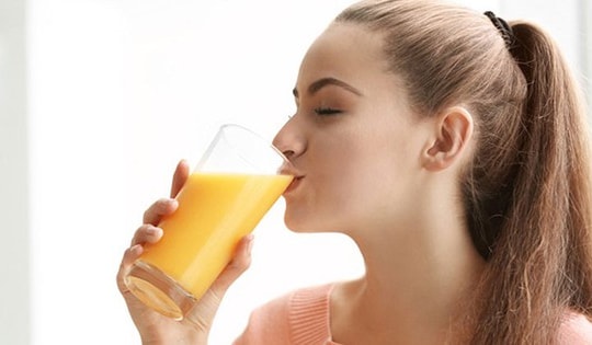 Vì sao ăn dứa giúp tiêu hóa tốt?