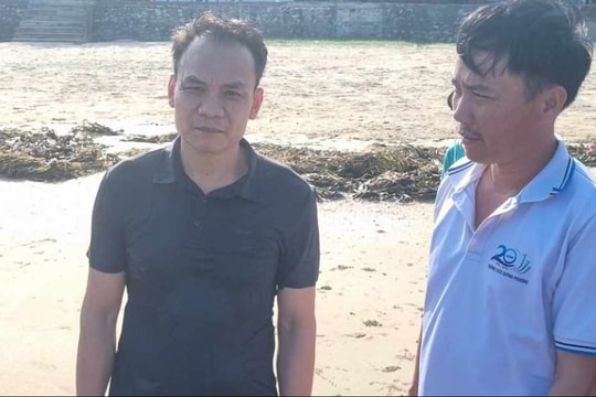 Kịp thời cứu cháu bé bị sóng lớn cuốn trôi khi tắm biển Quỳnh Phương