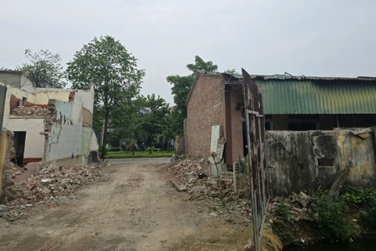 5 hộ giáo viên ở khu tập thể Trường THPT Dân tộc nội trú tỉnh không có quyền sử dụng đất