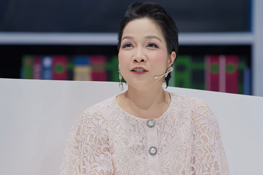 Mỹ Linh kể lại khoảng thời gian mới vào nghề, đạp xe khắp TP.HCM xin hát thử