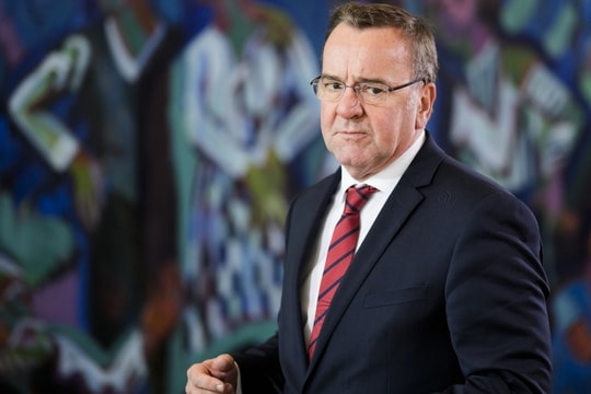 Đức cho biết phần lớn quân đội sẽ chuyển giao dưới sự chỉ huy của NATO vào năm 2025 