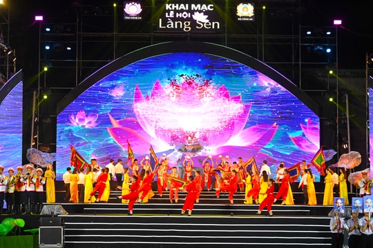 Nghệ An trọng thể khai mạc Lễ hội Làng Sen năm 2024