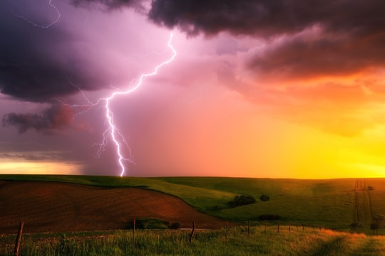 Người phụ nữ ở huyện miền núi Nghệ An bị sét đánh tử vong