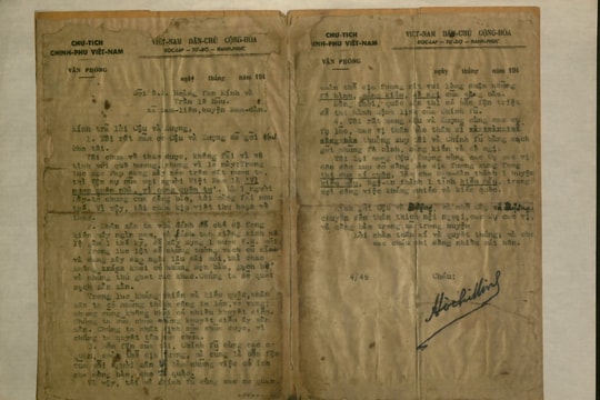 Thư Chủ tịch Hồ Chí Minh gửi ông Hoàng Phan Kính và ông Trần Lê Hữu