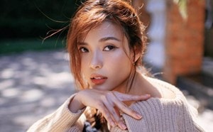 Bất ngờ nhan sắc đời thật của Mỹ Đình 'Trạm cứu hộ trái tim'