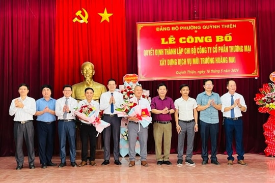 Thêm một chi bộ trong doanh nghiệp tư nhân được thành lập tại thị xã Hoàng Mai