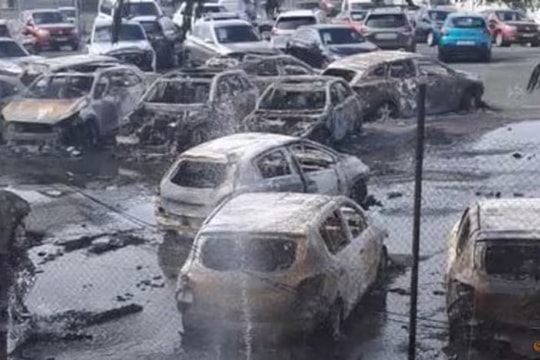 Nguồn cơn dẫn đến bạo loạn chết người, buộc Pháp ban bố tình trạng khẩn cấp ở New Caledonia?