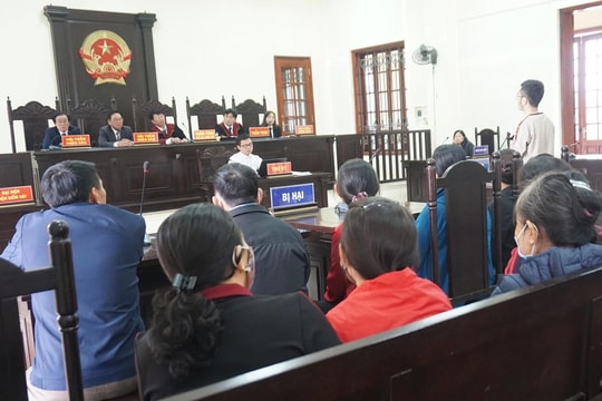 Gia đình tán gia bại sản vì… 'quý tử'