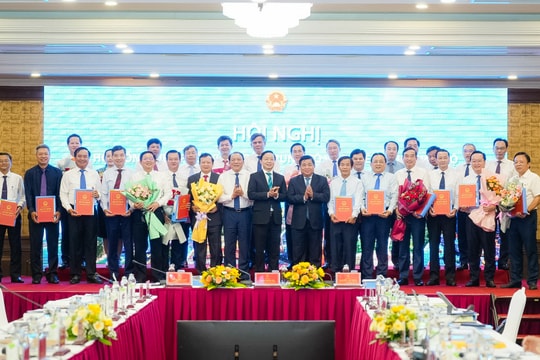 Phát triển vùng Bắc Trung Bộ và duyên hải Trung Bộ mạnh về kinh tế biển