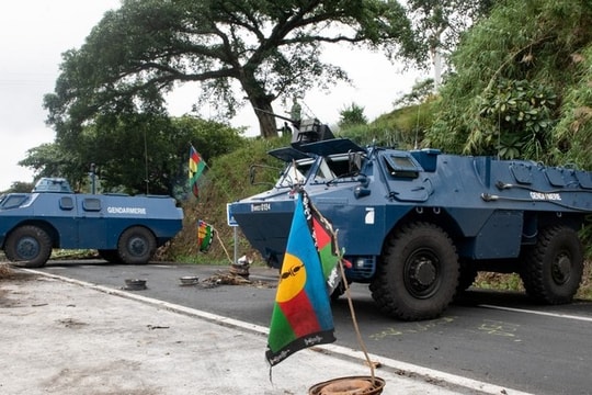 Pháp triển khai ‘chiến dịch lớn’ để tái lập trật tự ở New Caledonia bằng ‘bất cứ giá nào’